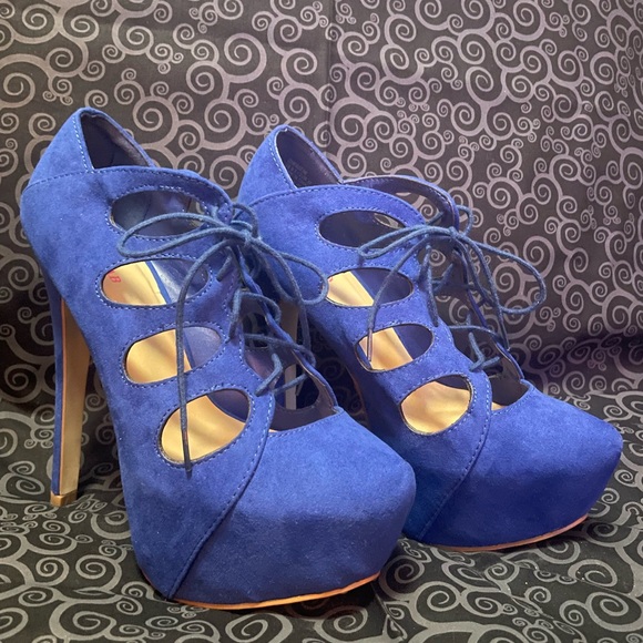 Bright Blue Ankle Booties with Cutouts - Picture 3 of 3